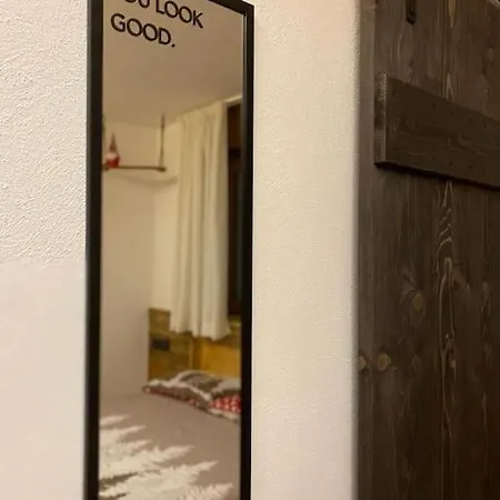 La De Chaloz Apartman